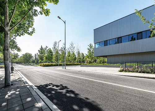 交通信號(hào)桿生產(chǎn)廠區(qū)